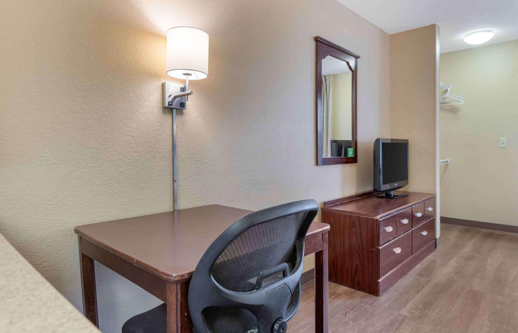 Extended Stay America Select Suites - Houston - Willowbrook - Hwy 249 Kültér fotó